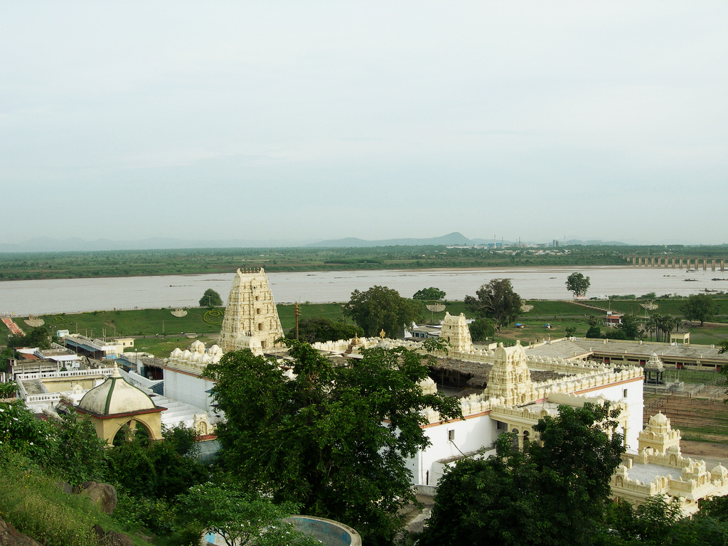 tourist places near bhadrachalam