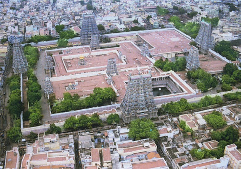 Structuring And Architecture Meenakshi Amman Temple, Madurai Tamilanadu