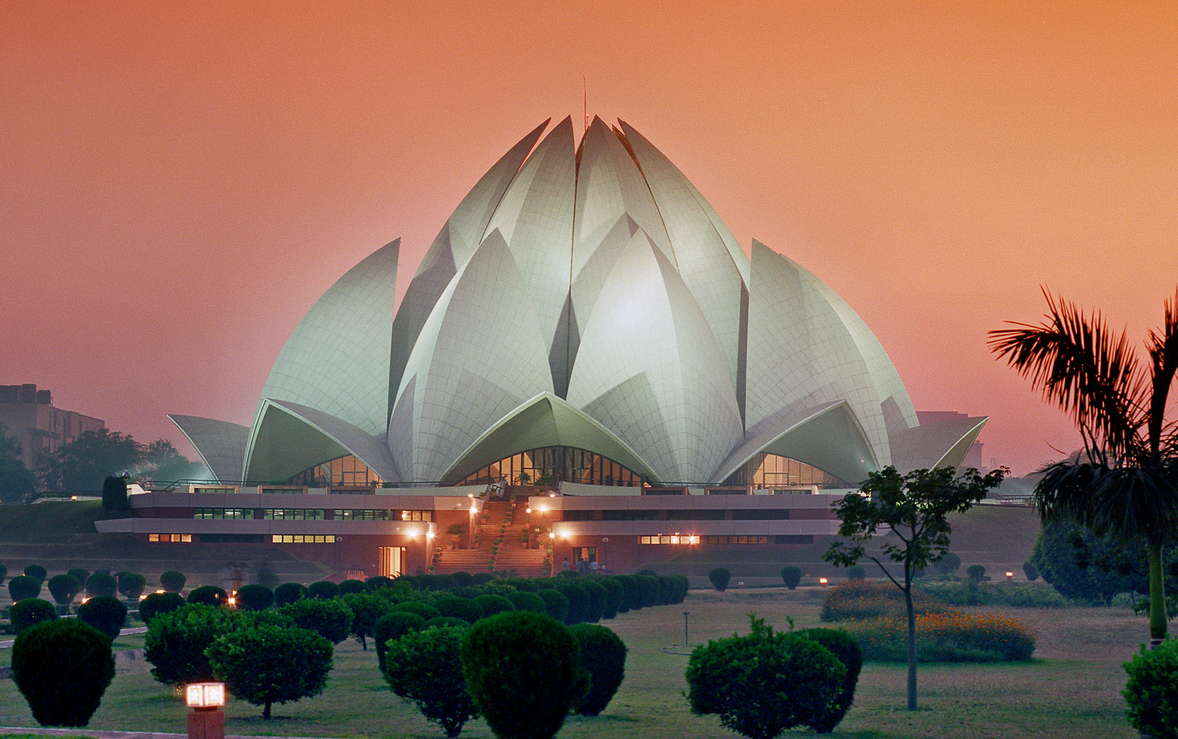 How to Reach Lotus Temple, Delhi